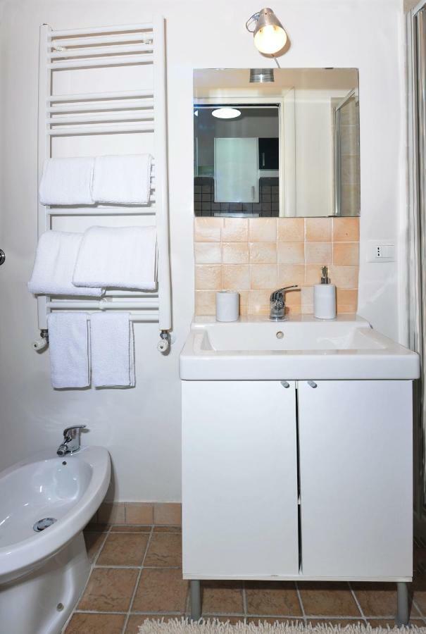 Apartment Close To Vatican Museums And To Metro Roma Esterno foto
